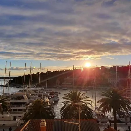 Apartment Hvar Out *
