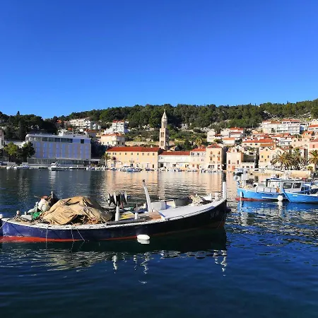 Hvar Out Apartment *