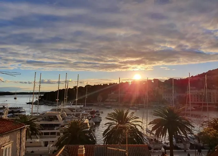 Apartamento Hvar Out *