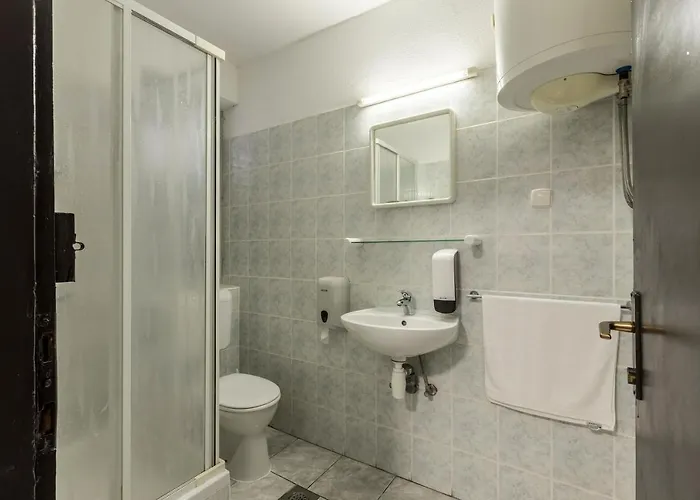 Hvar Out Apartamento *